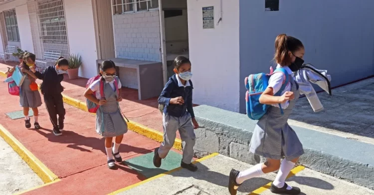 Pide SEP clases presenciales para próximo ciclo escolar