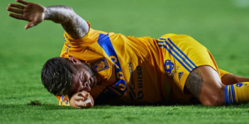 Lesión podría dejar fuera a André-Pierre Gignac