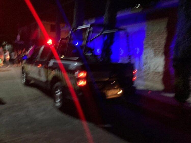 Grupo armado irrumpe en velorio y dispara contra asistentes; hay 4 muertos y varios heridos