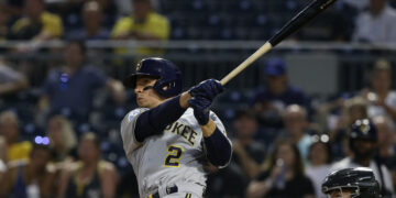 Con participación de Luis Urías, Milwaukee vence a Pittsburgh