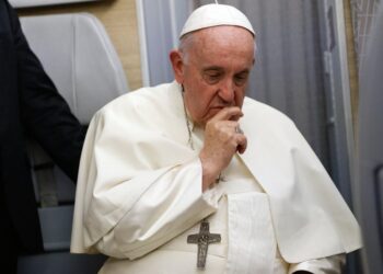 “Cambiar de papa no sería una catástrofe”, asegura Francisco