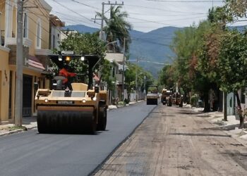 Rehabilita el Ayuntamiento de Victoria calles en Fracc. Las Flores
