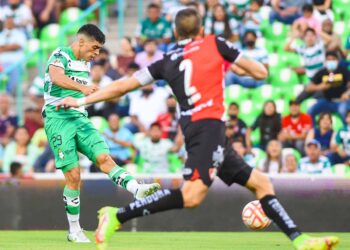 Santos-Laguna doblega 1-0 al campeón Atlas de Guadalajara