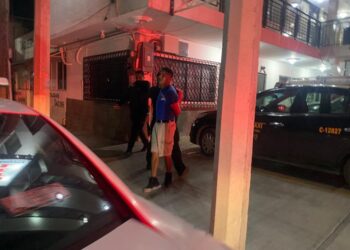 Rescatan a dos menores violentados por su padre