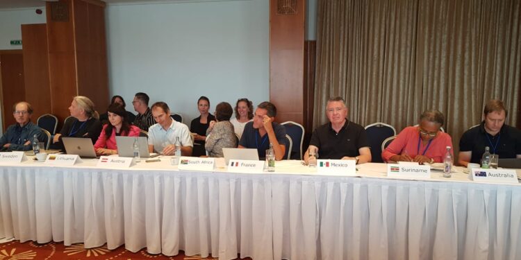 Realizan Cumbre Mundial de Encuestadores 2022 en Eslovaquia del International Social Survey Programme (ISSP)