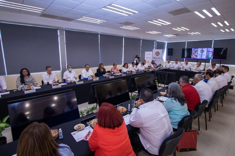 Evalúa Rector avances académicos de la UAT con Colegio de Directores