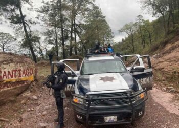 Aseguran armas y detienen a dos en narco-campamentos de ‘El Chueco’