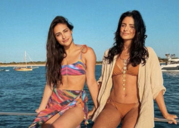 Aislinn Derbez y Renata Notni de vacaciones en España