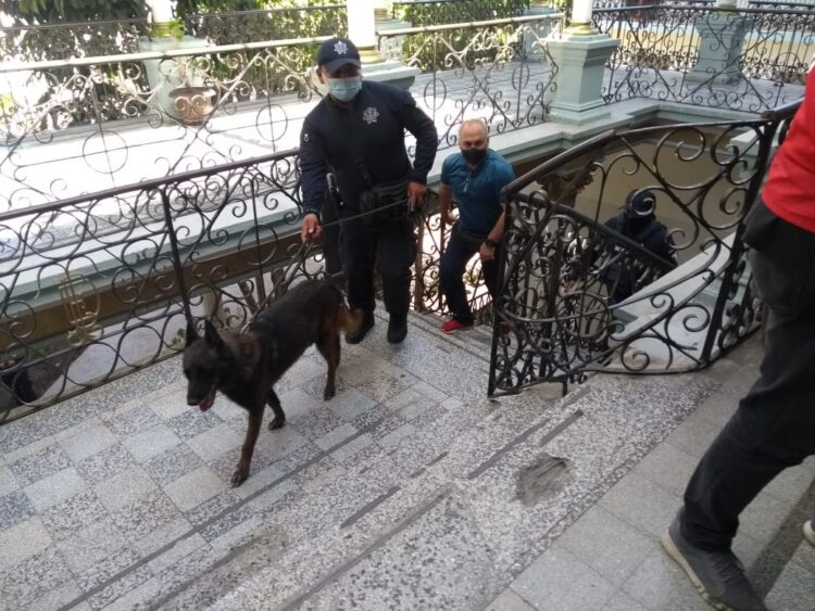 Amenaza de bomba en Presidencia de Victoria