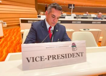 Eligen a Alejandro Moreno vicepresidente mundial de la Internacional Socialista