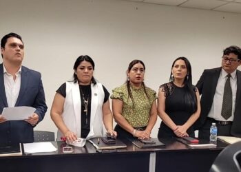 Exhorta bancada de Morena a CDV y a los fiscales a parar persecución contra alcaldes