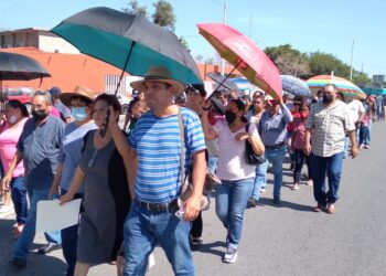 Empleados reclaman aguinaldo y respeto a sus derechos al Ayuntamiento de Victoria