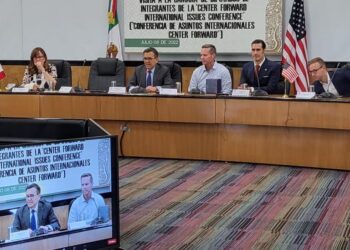 Se reúne Ildefonso Guajardo con congresistas de EEUU, abordan el tema migratorio, de los “coyotes” y bandas delictivas