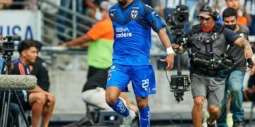 Rayados viene de atrás y supera  3-2 al América