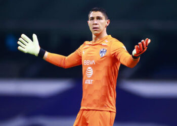 Hugo González vuelve a Necaxa