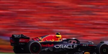 No hubo remontada de Checo Peréz