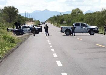 Violenta incursión policial en Hidalgo; Columna Cívica reacciona con bloqueo;  liberan ruta a 9 de la noche.