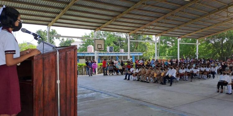 Egresa Generación 2019-2022 “Dorle Anllely González Niño”