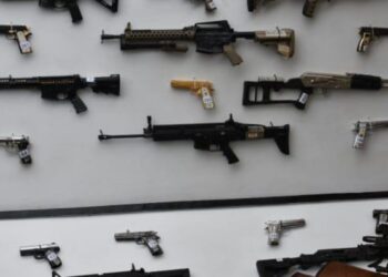 Ejercito destruye armas decomisadas, Sinaloa