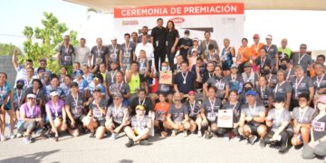 Da Carlos Pizaña banderazo de salida en 4ta. Carrera de la CMIC