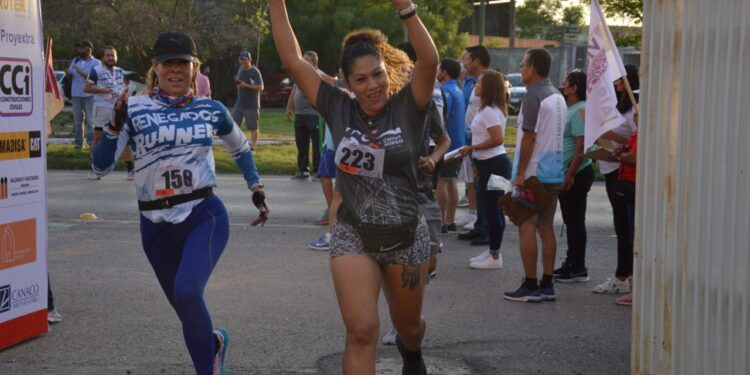Da Carlos Pizaña banderazo de salida en 4ta. Carrera de la CMIC