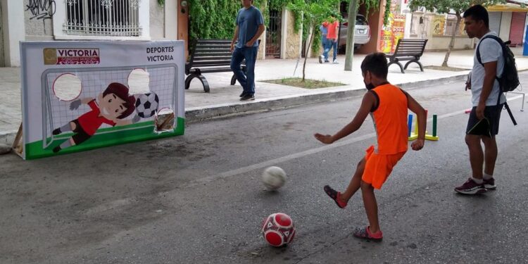 Ofrece Deportes Victoria atractiva propuesta en “17 Te quiero más”