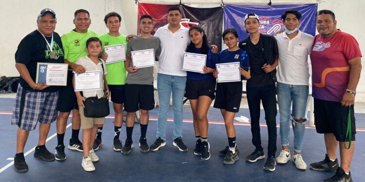 Se realiza con éxito Estatal de Handball