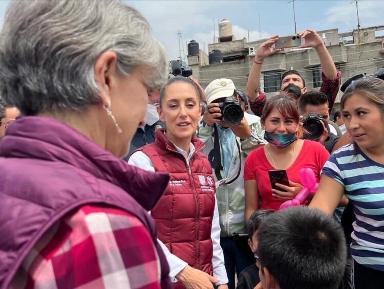 Participa la Doctora María de Villarreal en presentación del programa “Barrio Adentro” en CdMx
