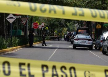 Doctora hallada muerta dentro de su camioneta en la Cd. de México