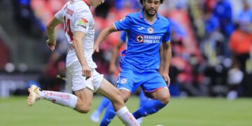 Toluca vence 3-2 a Cruz Azul, con polémico penal