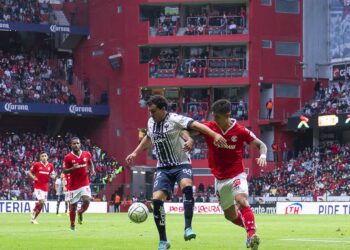 Toluca iguala 1-1 con Monterrey, mantiene liderato