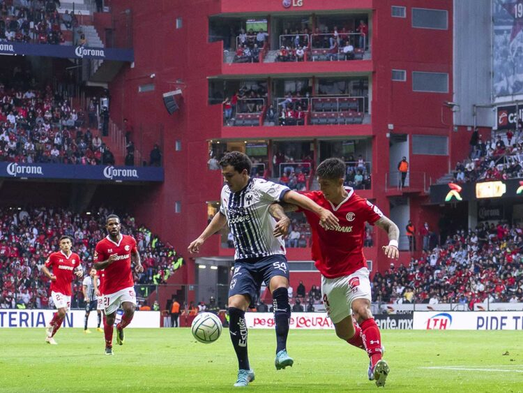 Toluca iguala 1-1 con Monterrey, mantiene liderato