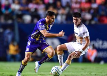 San Luis tiene gran remontada ante Pumas; triplete de Abel Hernández