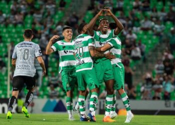 Santos-Laguna derrota 2-1 a Panzas Verdes del León