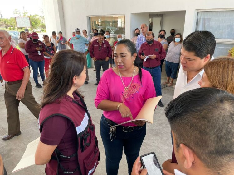Lleva Gobierno de Matamoros apoyos alimentarios a familias de Control y Ramírez