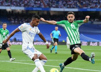 Real Madrid y Betis van por liderato de Liga Española el sábado