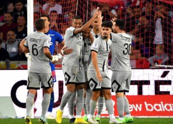 Neymar, Messi y Mbappé se ‘reconcilian’ en goleada del PSG