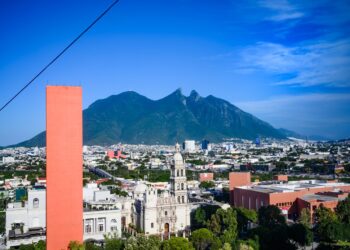 Falta de agua afecta a más de un millón de personas en Monterrey