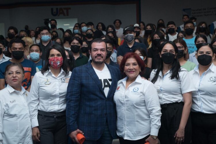 Inaugura Rector ciclo escolar de la UAT y recibe a la nueva generación de estudiantes