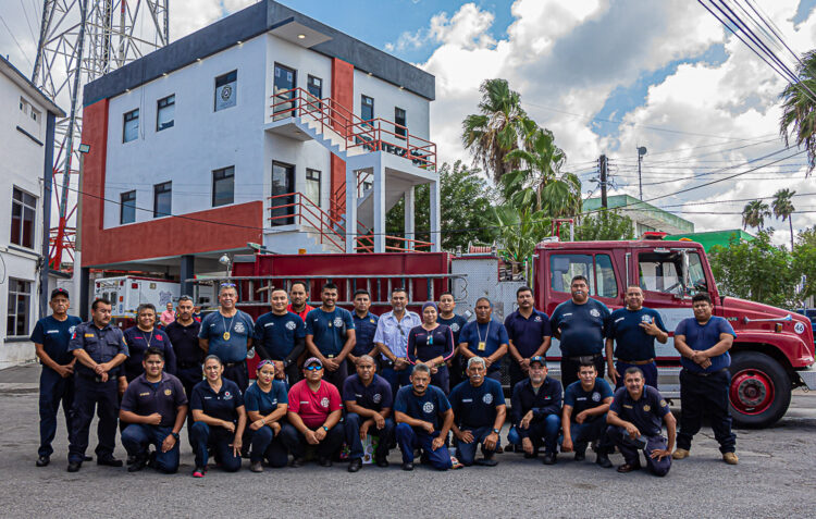 Reconocen compromiso y servicio del cuerpo de Bomberos de Matamoros