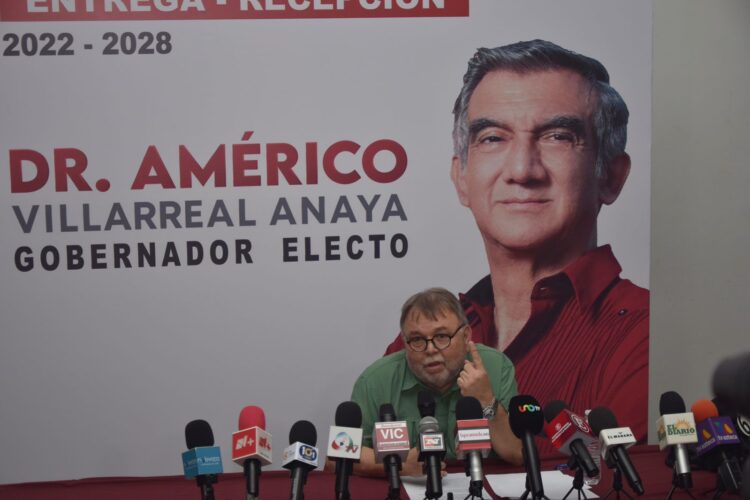 Denuncian cambios inusuales de última hora en estructuras de Gobierno de García Cabeza de Vaca