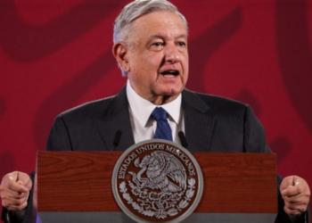 Murillo Karam y Zerón sabían de montaje en caso Ayotzinapa: AMLO