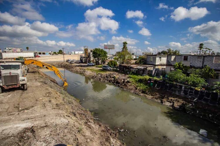 Realiza Gobierno de Matamoros limpieza de drenes por periodo de lluvias