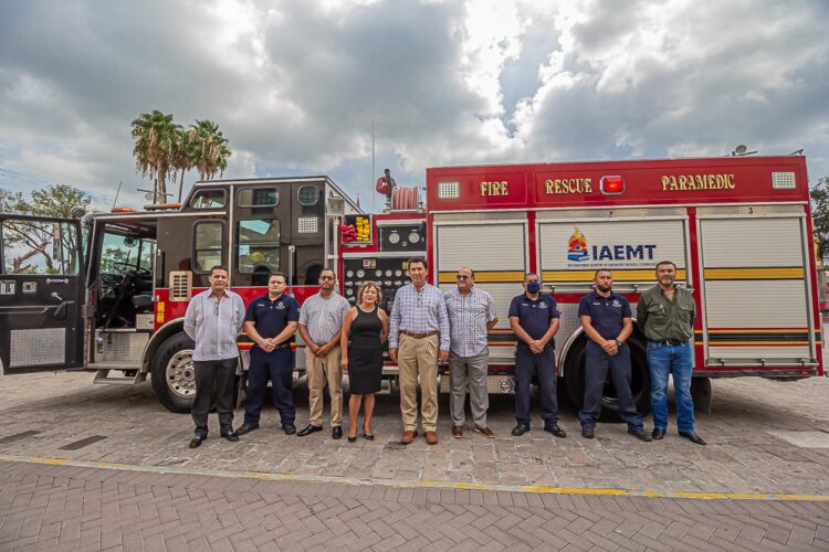 Entrega Alcalde Mario López unidad equipada, al Cuerpo de Bomberos