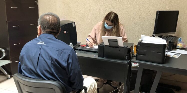 Operan en el país mil 500 módulos para tramitar credencial del INAPAM