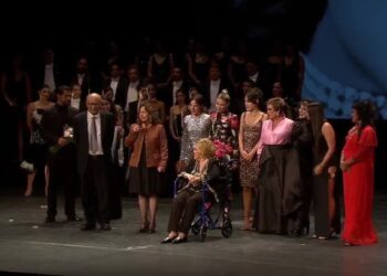 Rinden homenaje a Silvia Pinal en el Palacio de Bellas Artes