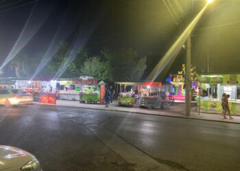 En penumbras “Plaza de los Héroes de Independencia” en Cd. Victoria