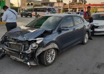 Una persona lesionada en aparatoso choque