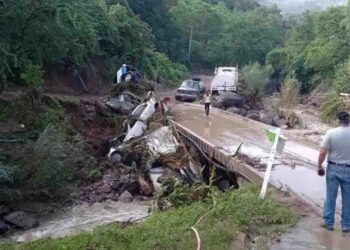 Tormenta causa daños y aísla a comunidad de la Sierra Tarahumara