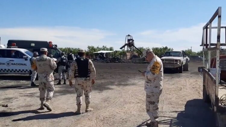 Derrumbe en mina de Sabinas, Coahuila, atrapa a trabajadores